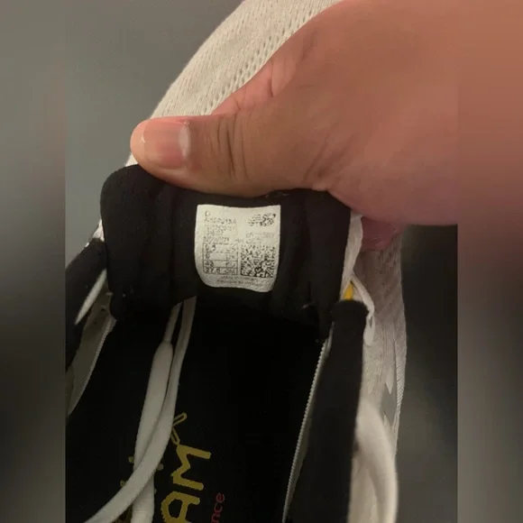 New Balance 1080 v13 Running Shoes - Picture 6 of 13